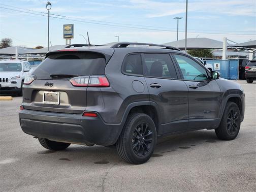 2023 Jeep Cherokee Altitude