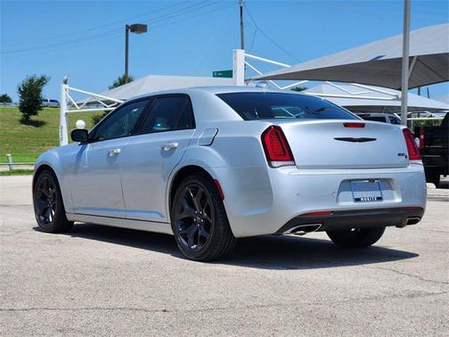 2021 Chrysler 300 S