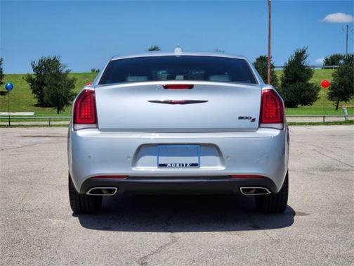 2021 Chrysler 300 S