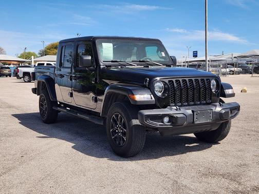 2022 Jeep Gladiator Altitude 4x4