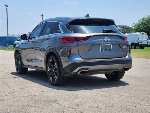2022 INFINITI QX50 LUXE