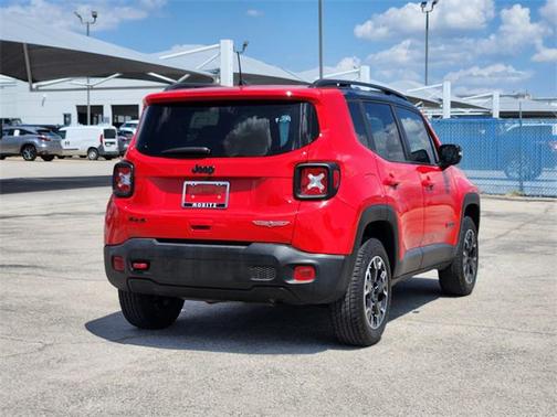 2023 Jeep Renegade Trailhawk