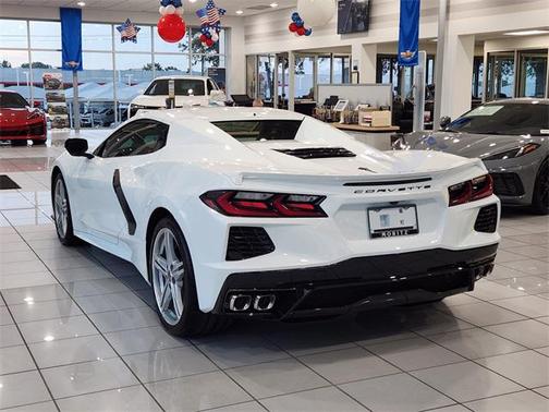2025 Chevrolet Corvette Stingray w/2LT