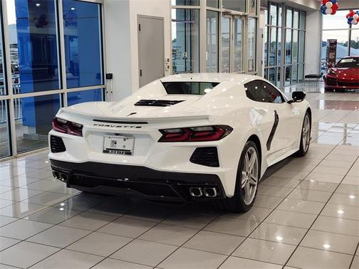 2025 Chevrolet Corvette Stingray w/2LT