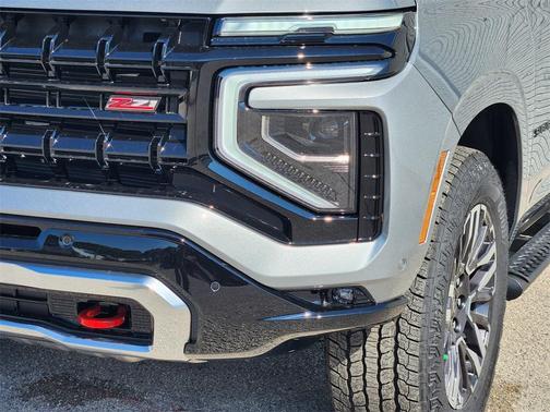 2026 Chevrolet Suburban Z71, 4WD