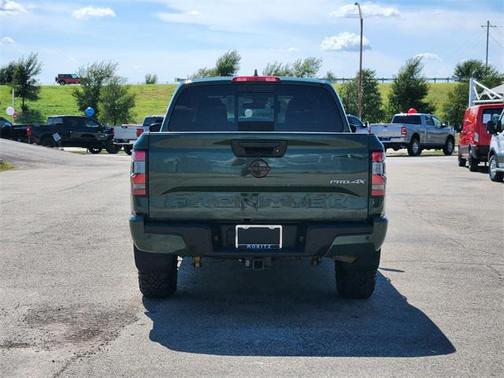 2023 Nissan Frontier PRO-4X