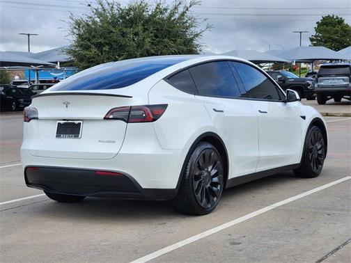 2022 Tesla Model Y Performance Dual Motor All-Wheel Drive