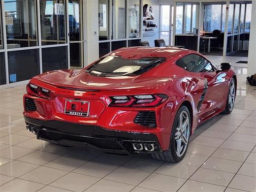 2026 Chevrolet Corvette Stingray w/2LT