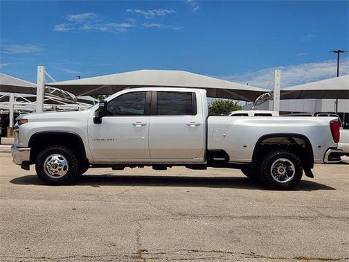 2023 Chevrolet Silverado 3500 LT