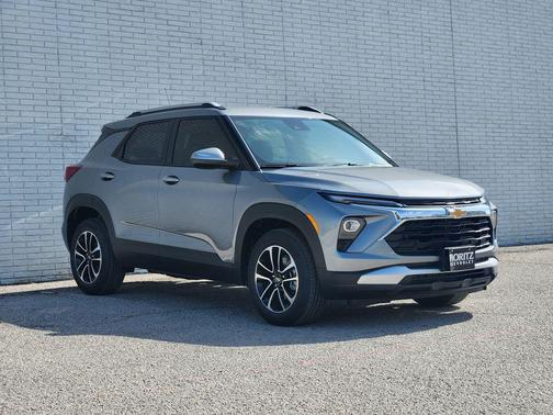 Sterling Gray Metallic 2026 Chevrolet Trailblazer LT