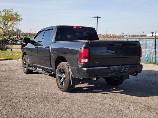 2016 RAM 1500 Sport