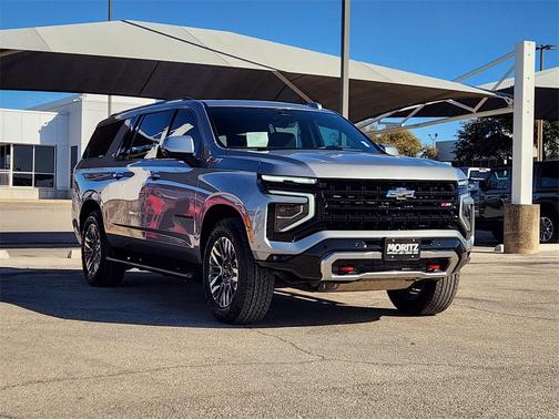 2025 Chevrolet Suburban 4WD Z71