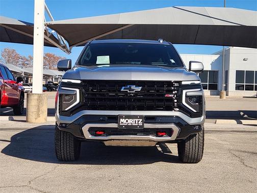 2025 Chevrolet Suburban 4WD Z71
