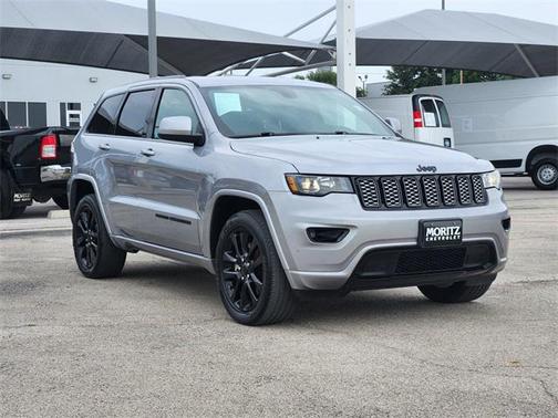 2021 Jeep Grand Cherokee Laredo