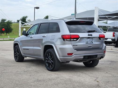 2021 Jeep Grand Cherokee Laredo