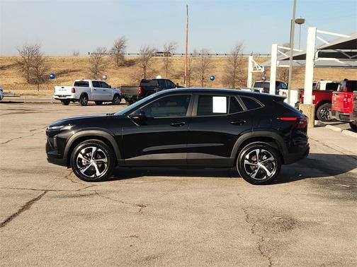 2025 Chevrolet Trax FWD 1RS