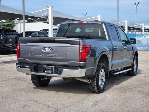 CARBONIZED GRAY METALLIC 2025 Ford F-150 XLT