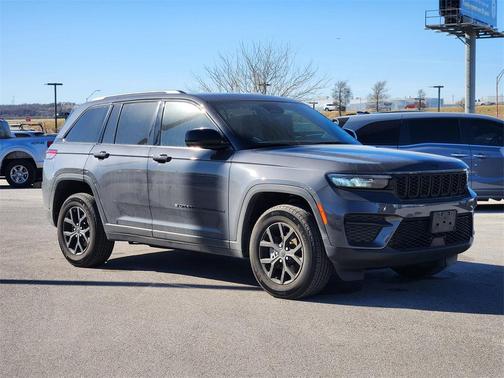 2025 Jeep Grand Cherokee Altitude