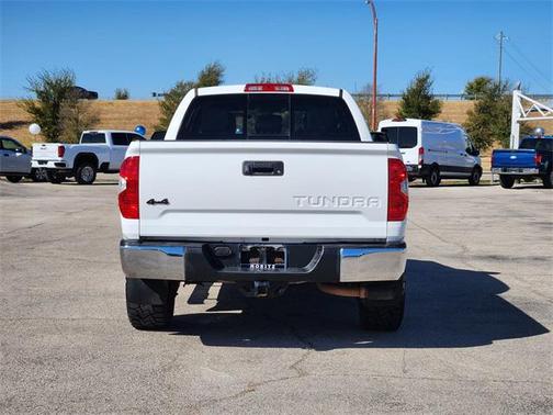 2016 Toyota Tundra SR5