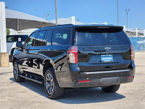 2023 Chevrolet Suburban 4WD Z71