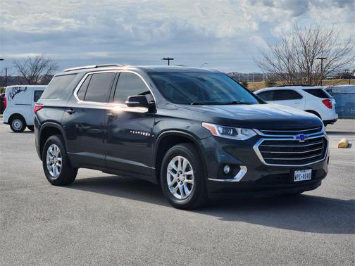 2020 Chevrolet Traverse LT Cloth