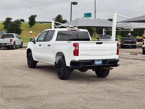 2023 Chevrolet Silverado 1500 Custom Trail Boss