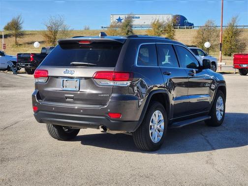 2021 Jeep Grand Cherokee Laredo