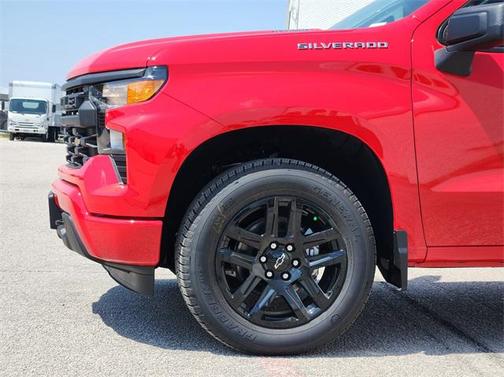 2025 Chevrolet Silverado 1500 Custom