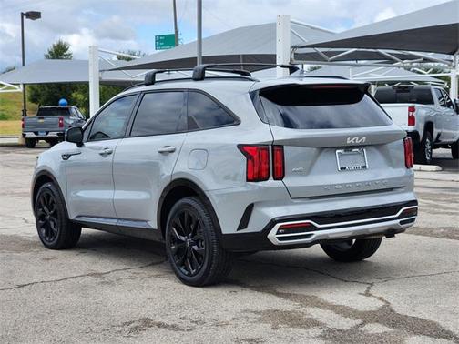 2022 Kia Sorento SX