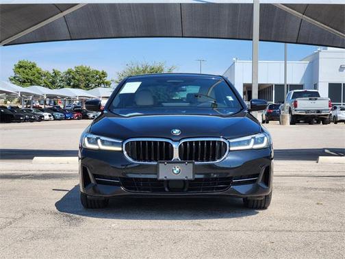 2022 BMW 530 i