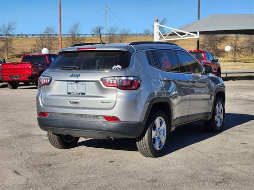 2022 Jeep Compass Latitude