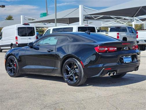 2022 Chevrolet Camaro RWD Coupe LT1