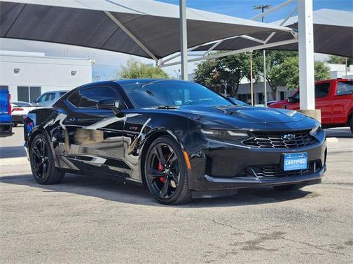 2022 Chevrolet Camaro RWD Coupe LT1