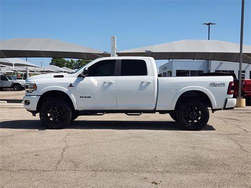 2021 RAM 2500 Laramie Crew Cab 4x4 6'4' Box