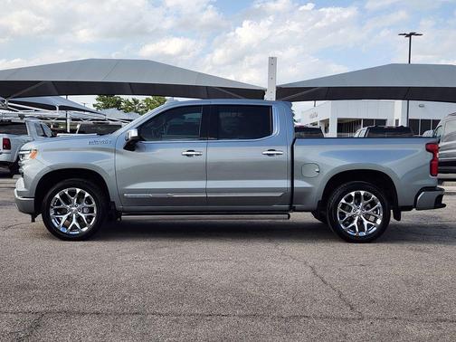 Sterling Gray Metallic 2025 Chevrolet Silverado 1500 High Country