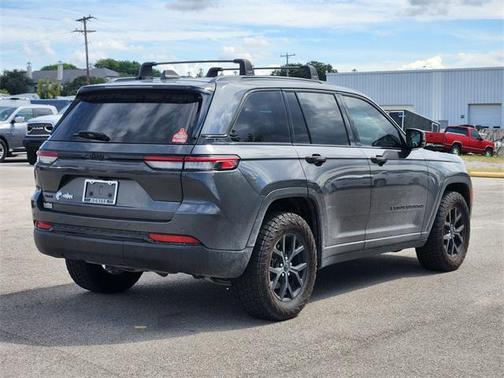 2024 Jeep Grand Cherokee Altitude