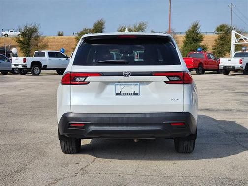 2024 Toyota Grand Highlander XLE