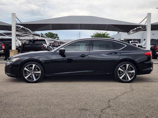 Majestic Black Pearl 2024 Acura TLX Technology