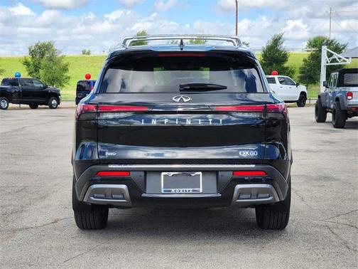 2024 INFINITI QX60 SENSORY