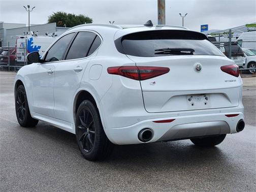 2020 Alfa Romeo Stelvio Ti Lusso