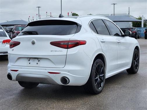 2020 Alfa Romeo Stelvio Ti Lusso