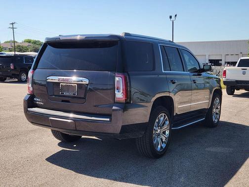 Iridium Metallic 2016 GMC Yukon Denali