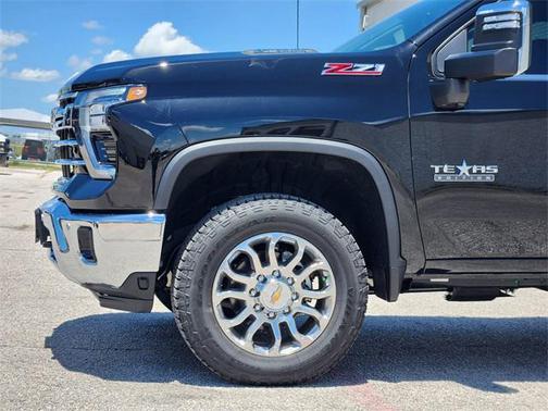 2025 Chevrolet Silverado 2500 LTZ