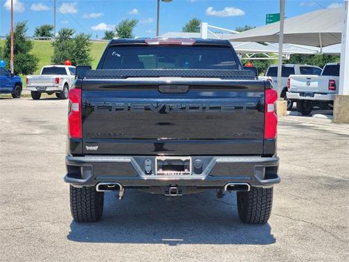 2021 Chevrolet Silverado 1500 Custom Trail Boss
