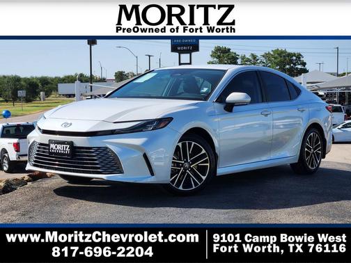 Wind Chill Pearl 2025 Toyota Camry XLE