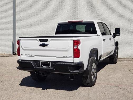 2025 Chevrolet Silverado 2500 Custom