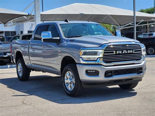 2024 RAM 2500 Laramie Crew Cab 4x4 6'4' Box