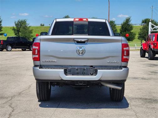 2024 RAM 2500 Laramie Crew Cab 4x4 6'4' Box