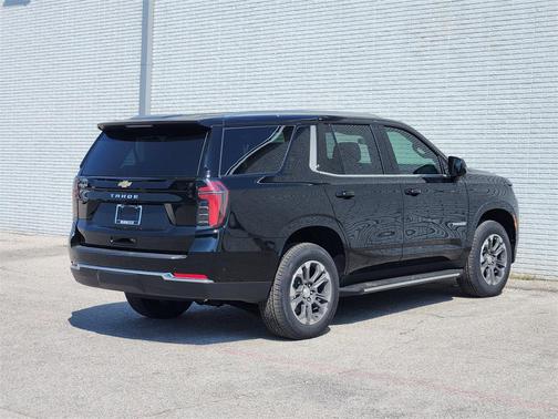 2025 Chevrolet Tahoe LS