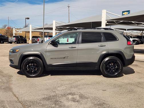 2022 Jeep Cherokee X 4x4